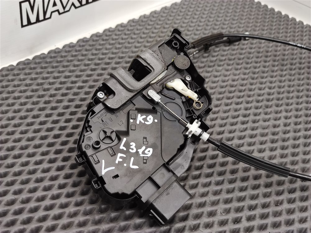 Замок двери передний левый Discovery 2006 L319 AJ41 Замок двери передний левый Discovery 2006 L319 AJ41