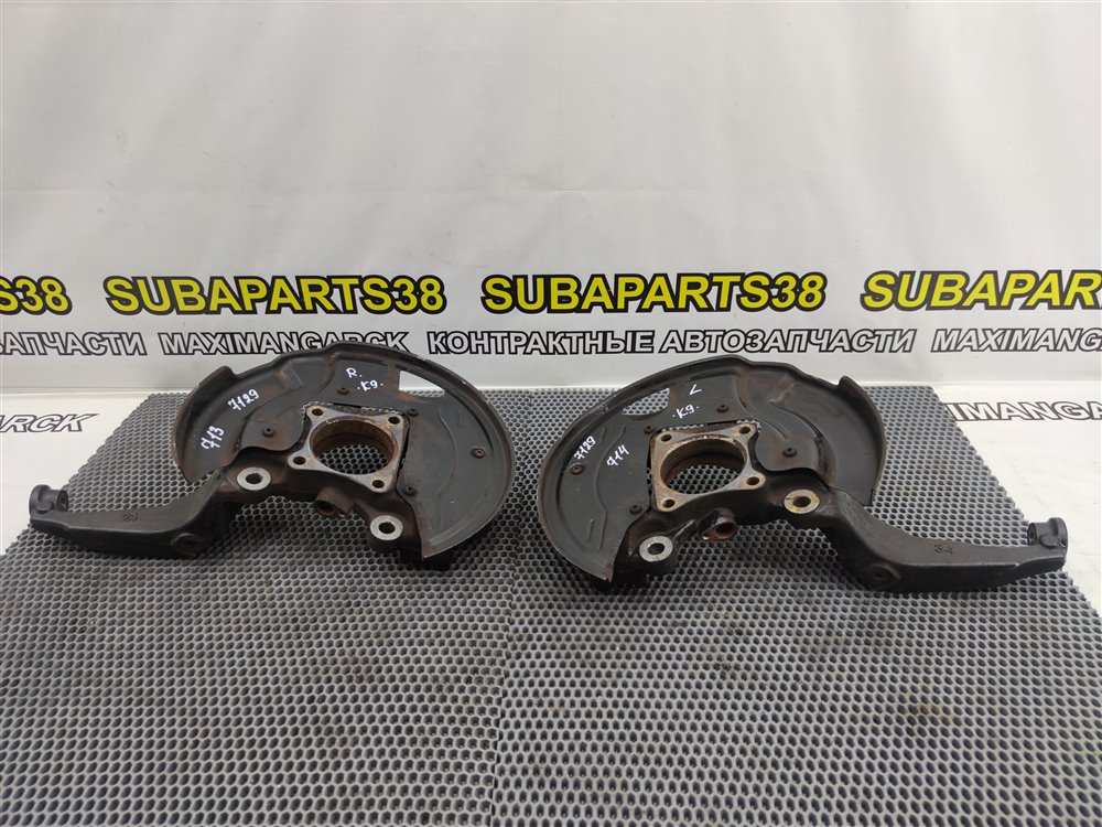 Запчасть кулак поворотный передний Land Rover Discovery 2006 L319 AJ41 RUB000224 контрактная Кулак поворотный передний Land Rover Discovery 2006 L319 AJ41 RUB000224 контрактная