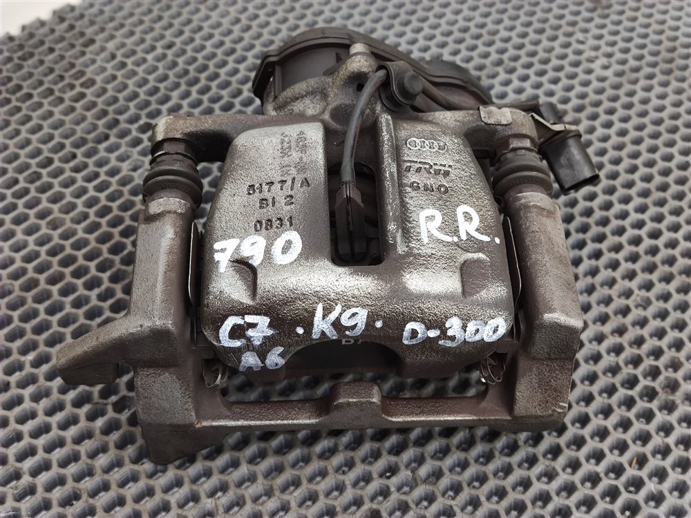 Суппорт тормозной задний правый A6 2011 C7 CHVA