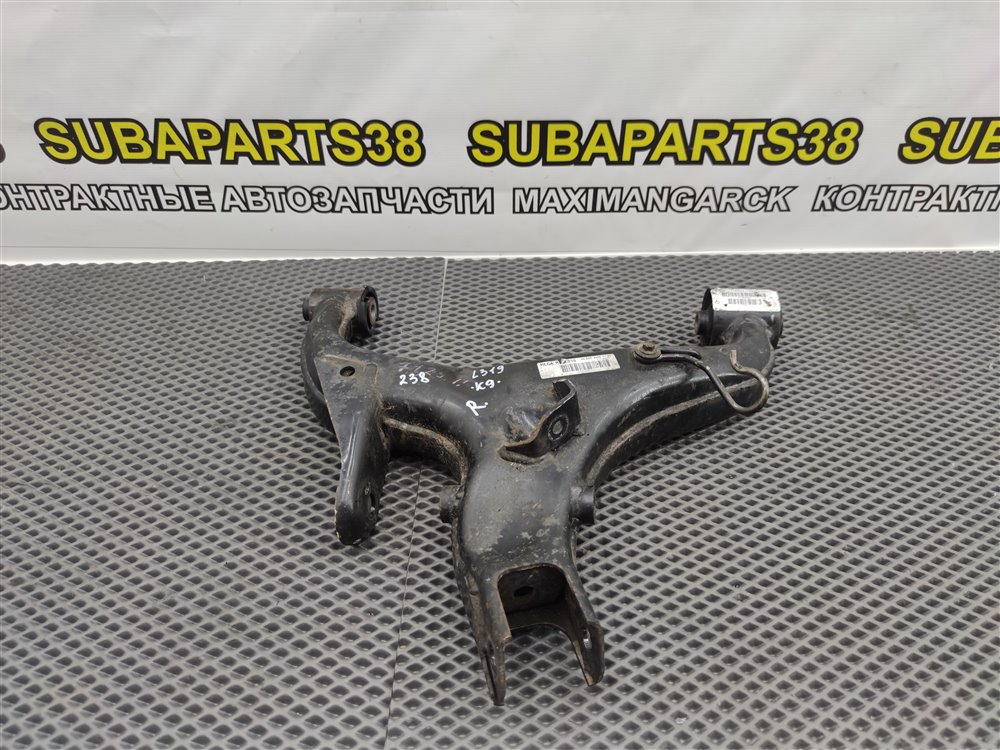 Рычаг задний правый Land Rover Discovery 2006 L319 AJ41 RGG500304 контрактная