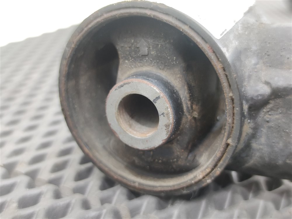 Рычаг задний левый Discovery 2006 L319 AJ41