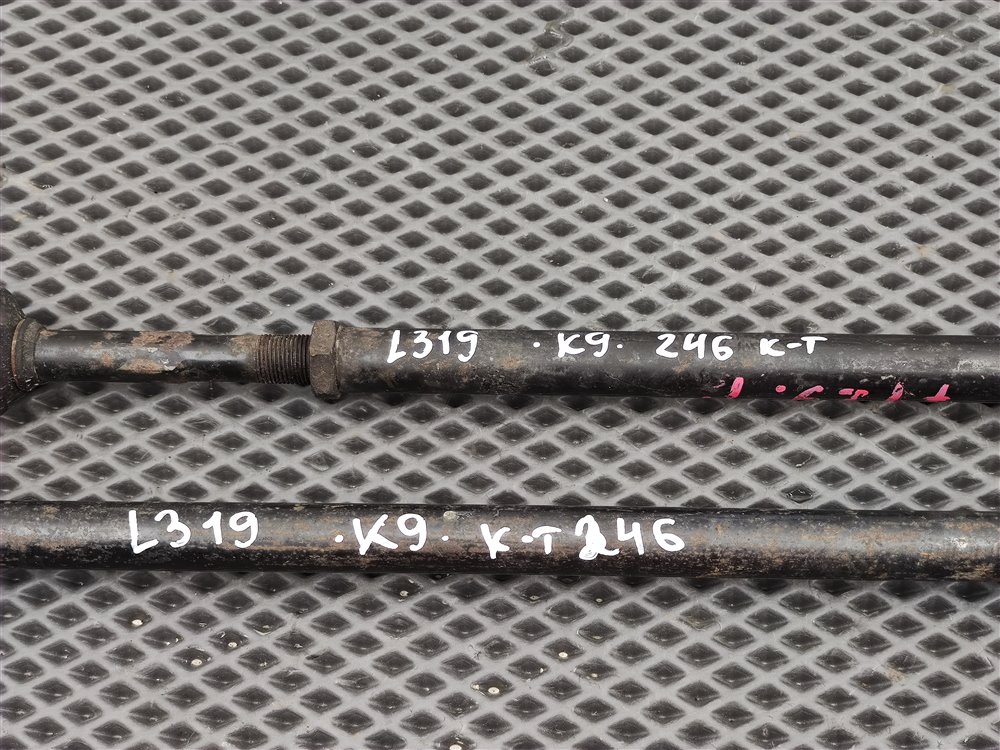 Тяга поперечная задняя Discovery 2006 L319 AJ41