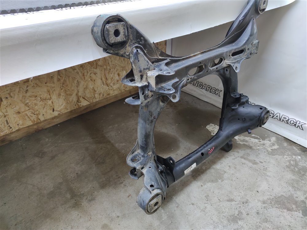 Балка передняя VOLKSWAGEN TOUAREG 7L BHK Балка передняя VOLKSWAGEN TOUAREG 7L BHK