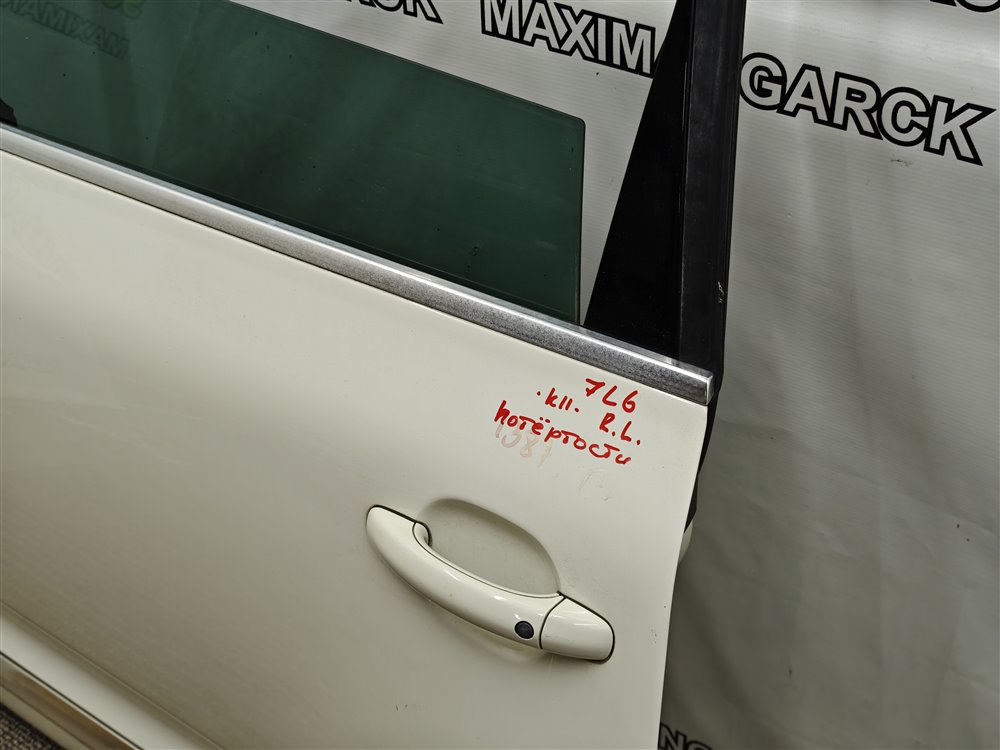 Дверь задняя левая TOUAREG 2008 7L BHK