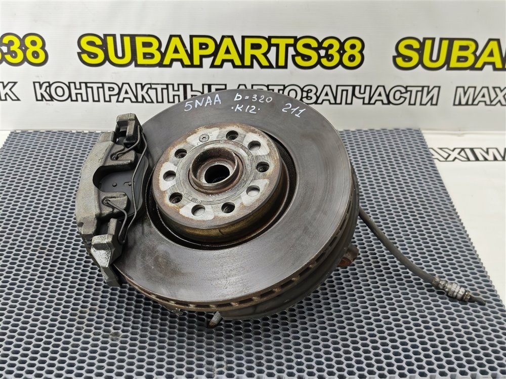 Ступица передняя левая AUDI Q3 2012 8U CCZ 5N0400053 контрактная