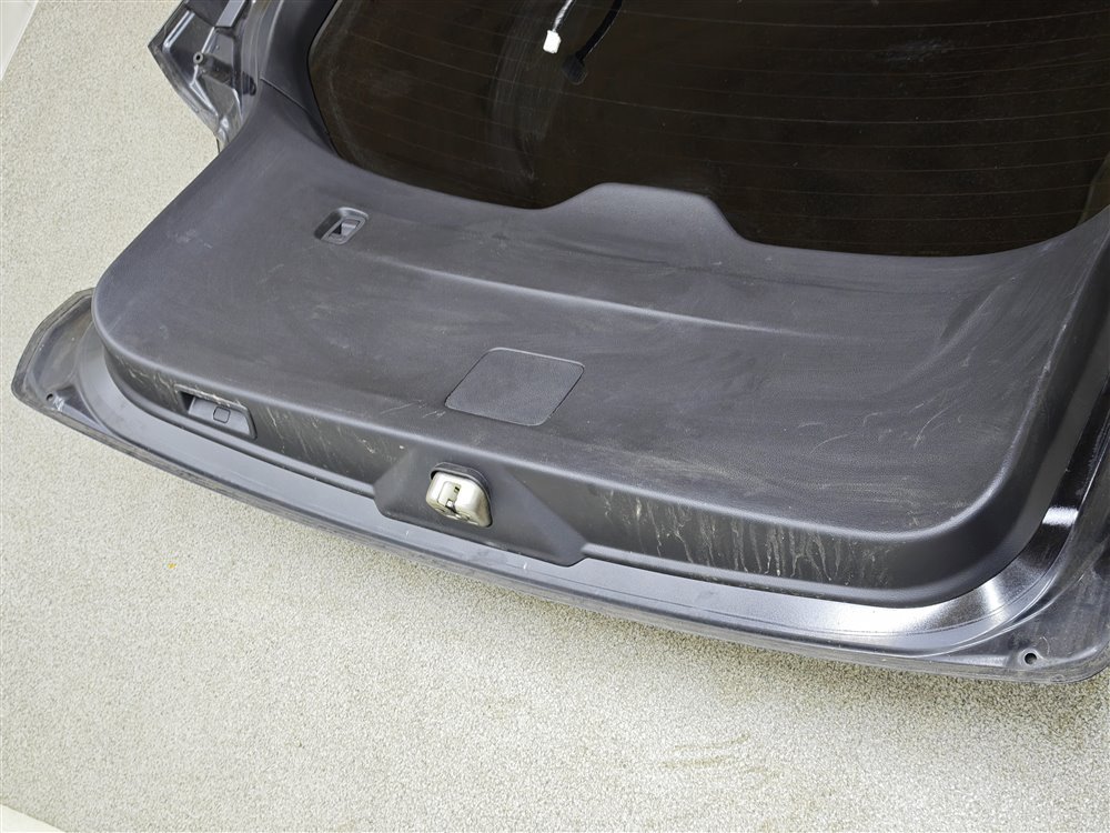 Дверь пятая Forester 2014 SJG FA20