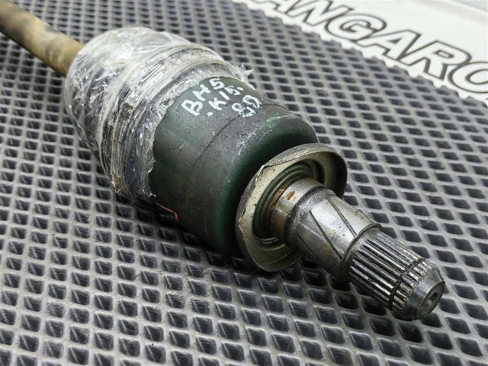 Привод задний правый LEGACY 2002 BH5 EJ208 Привод задний правый LEGACY 2002 BH5 EJ208