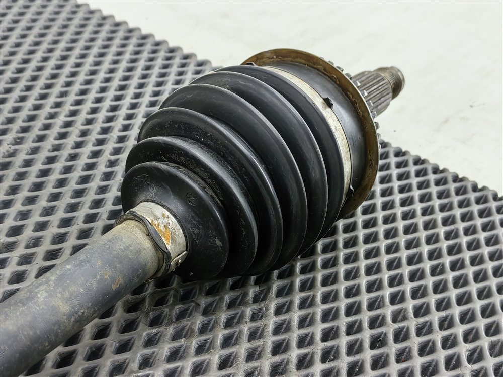 Привод передний правый FORESTER 2004 SG5 EJ205 Привод передний правый FORESTER 2004 SG5 EJ205