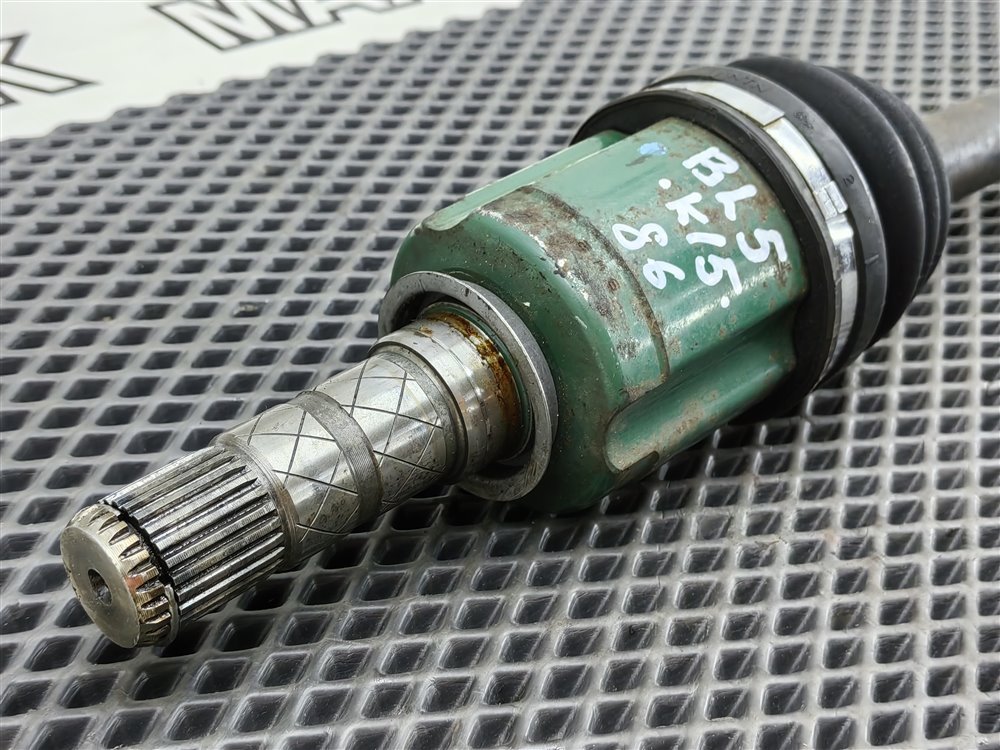 Привод передний левый LEGACY 2006 BL5 EJ203