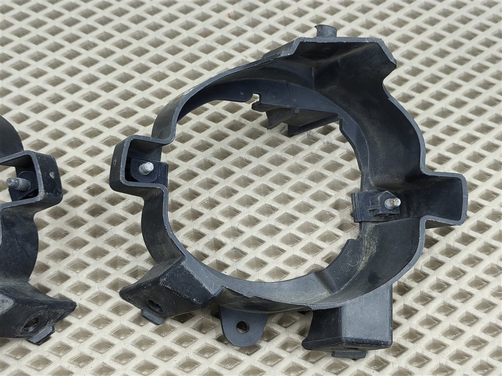 Крепление противотуманной фары NISSAN Dualis J10 MR20DE