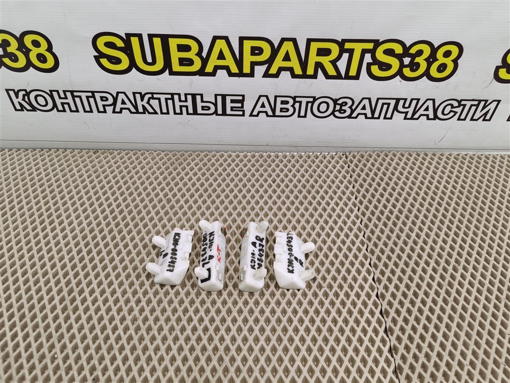Кронштейн крепления бампера задний NISSAN Qashqai 2008 KJ10 MR20DE 85222JD00A контрактная