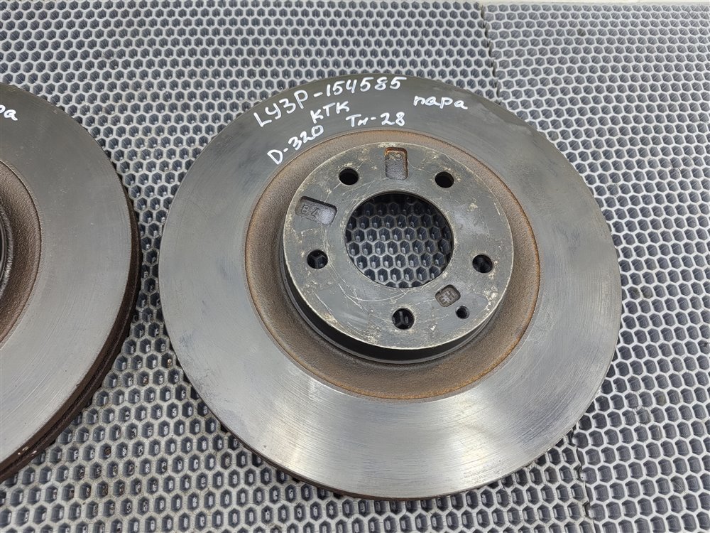 Диск тормозной передний MAZDA MPV LY3P 2.3