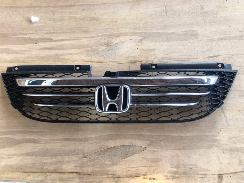 Решетка радиатора Honda Odyssey RB1 (б/у)