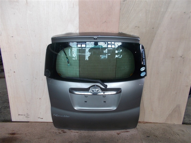 Дверь 5-я Toyota Ractis SCP100 2SZ-FE 2009 (б/у)