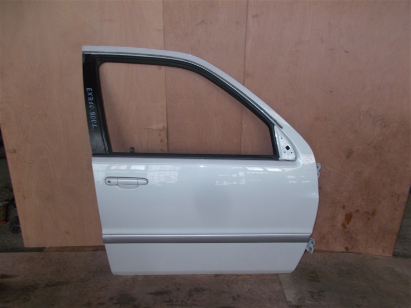 Дверь Toyota Raum EXZ10 5E-FE 2001 передняя правая (б/у)
