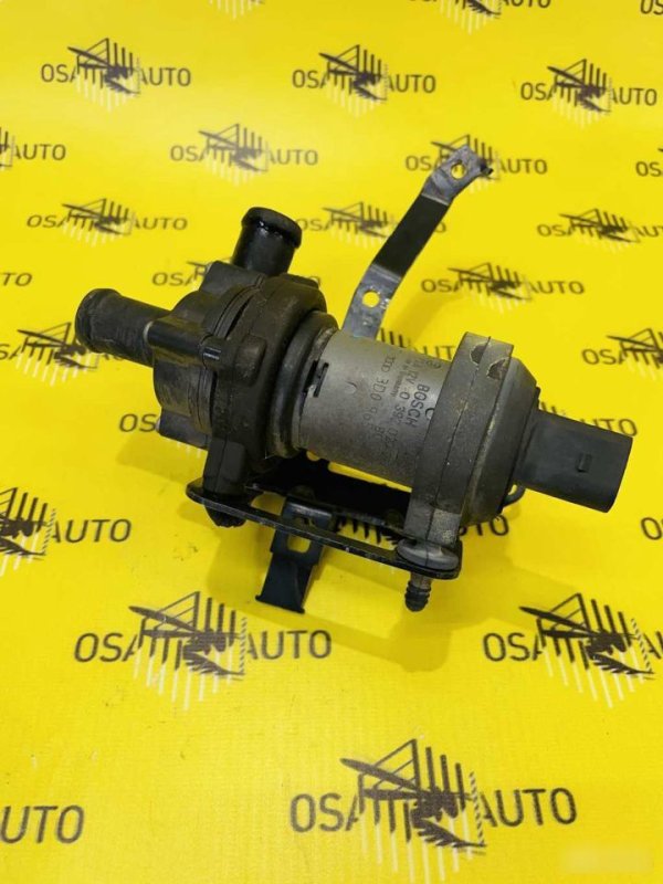 Запчасть помпа электрическая Volkswagen Touareg 2005 3D0965561D контрактная Помпа электрическая Volkswagen Touareg 2005 3D0965561D контрактная