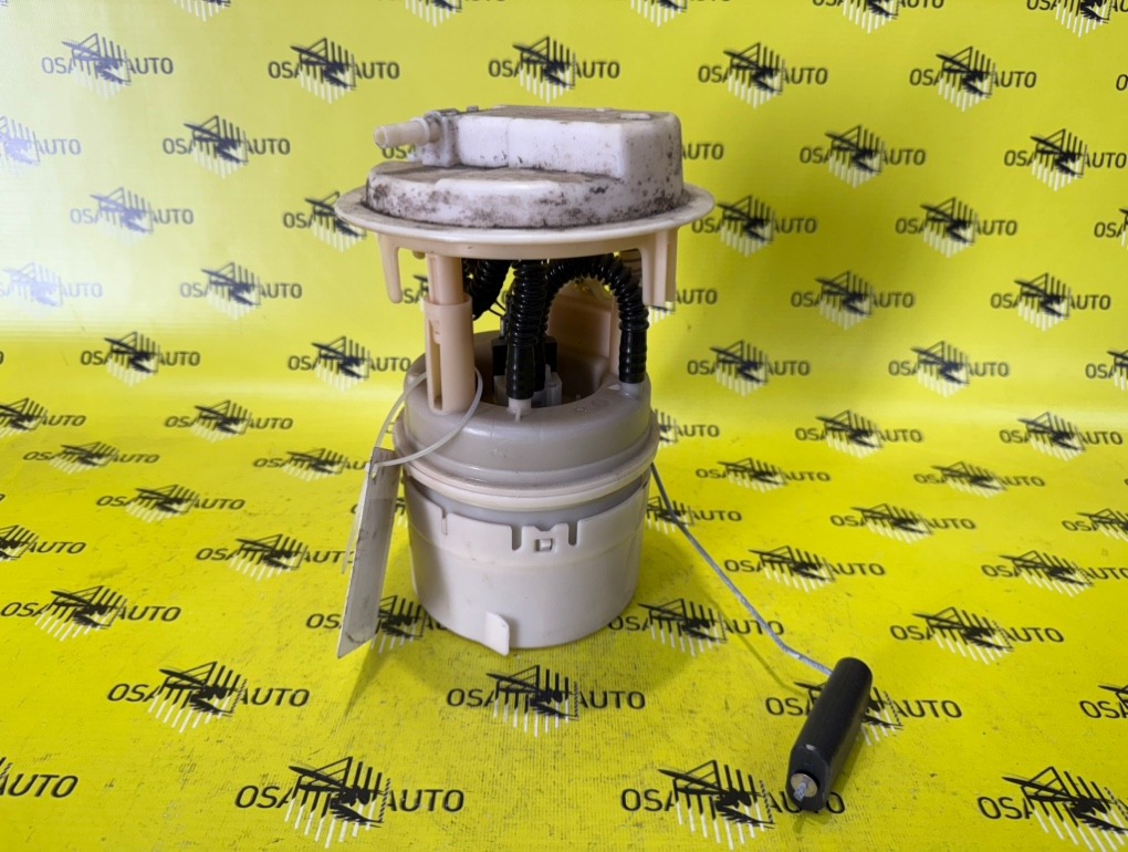 Бензонасос Peugeot 206 2005 1525Y1 контрактная
