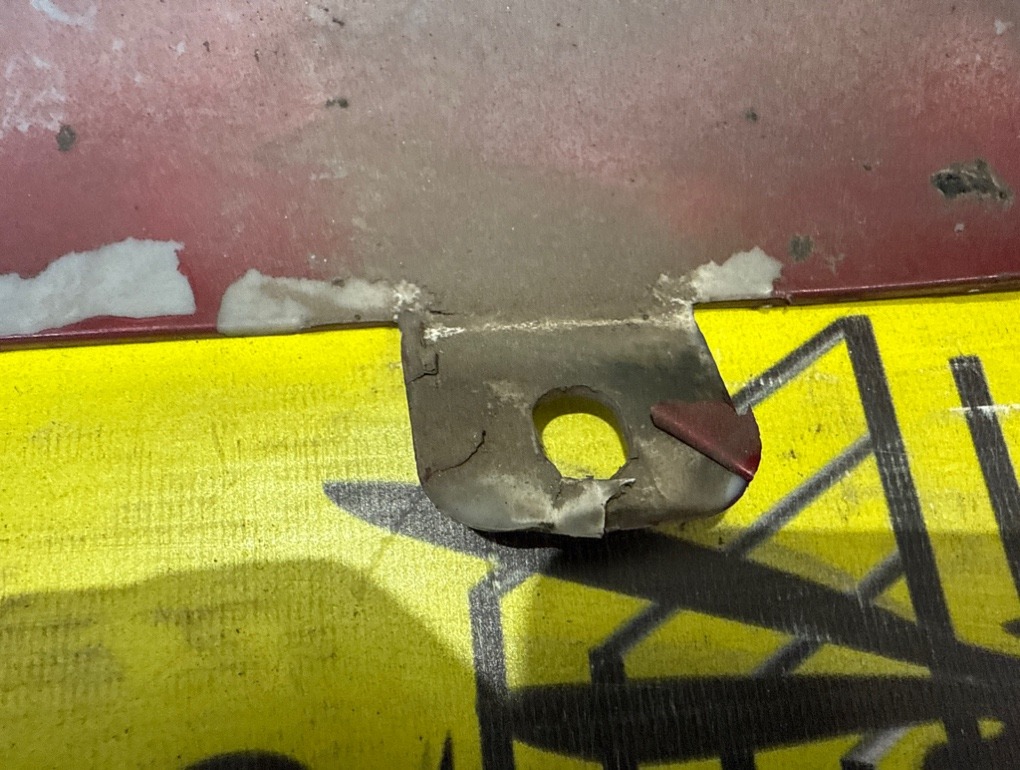 Бампер задний 207 2009