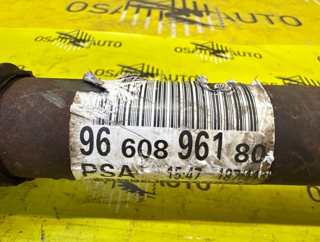 Привод колеса АКПП передний правый Citroen C4 B7 1.6 EP6C Привод колеса АКПП передний правый Citroen C4 B7 1.6 EP6C