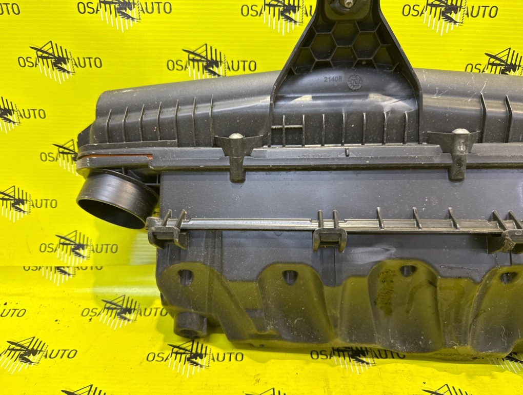 Корпус воздушного фильтра C4 2012 B7 1.6 EP6C