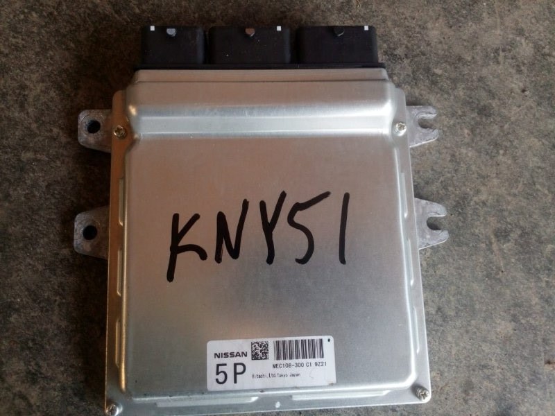 Блок управления efi Nissan M37 KNY51 VQ37 2010 (б/у)