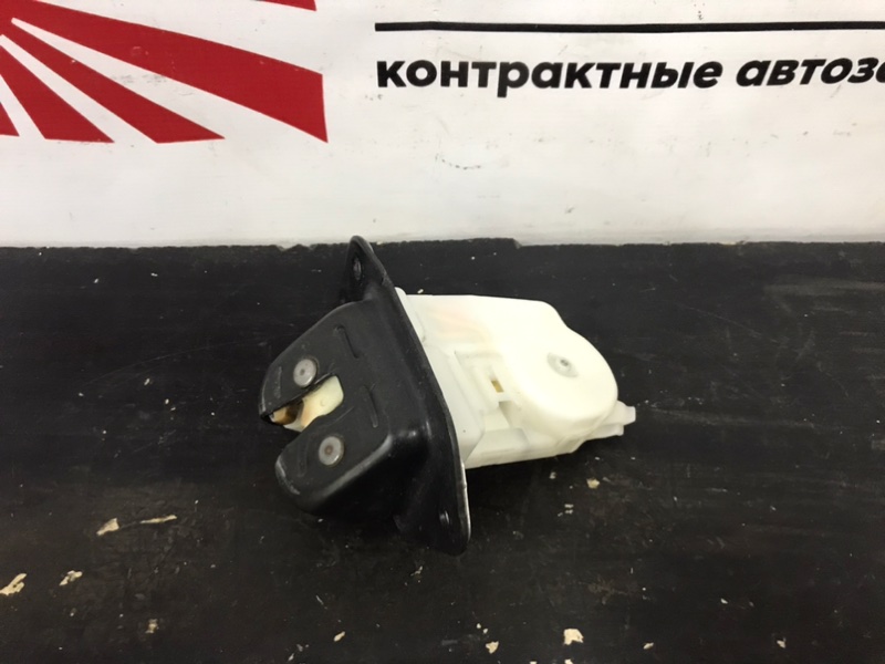 Замок 5-й двери Nissan Leaf ZE0 EM61 2012 (б/у)