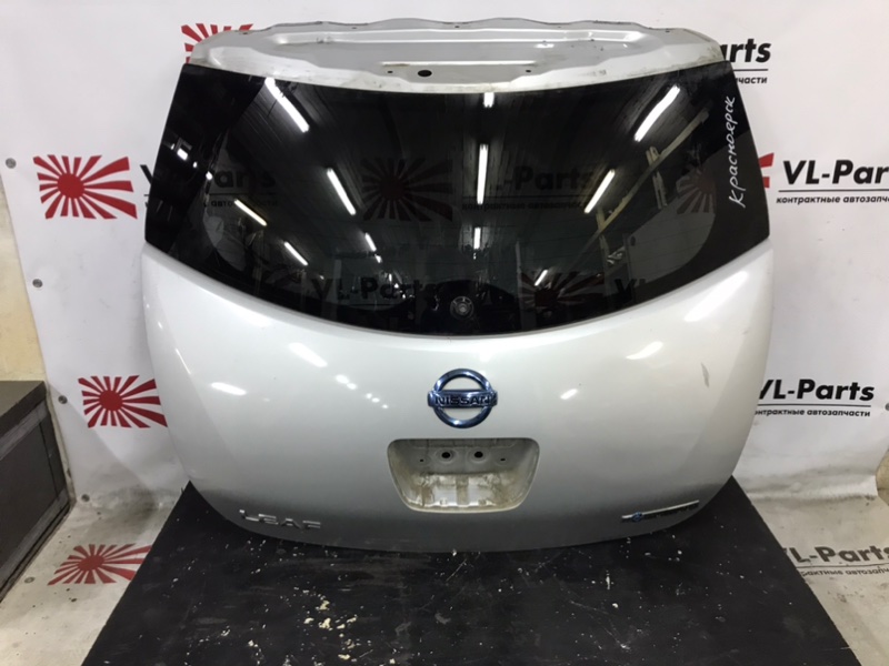 Дверь задняя Nissan Leaf ZE0 EM61 2012 (б/у)