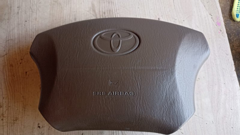 Airbag на руль Toyota Land Cruiser UZJ100 2UZ-FE 2001 (б/у)