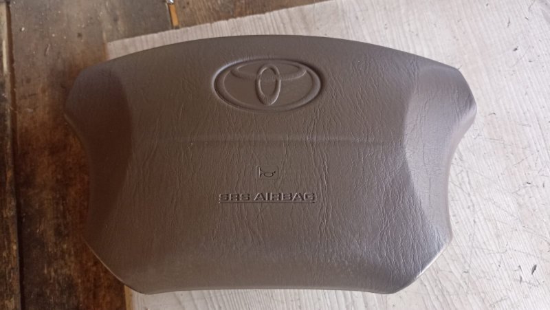 Airbag на руль Toyota Land Cruiser Cygnus UZJ100 2UZ-FE 2002 (б/у)