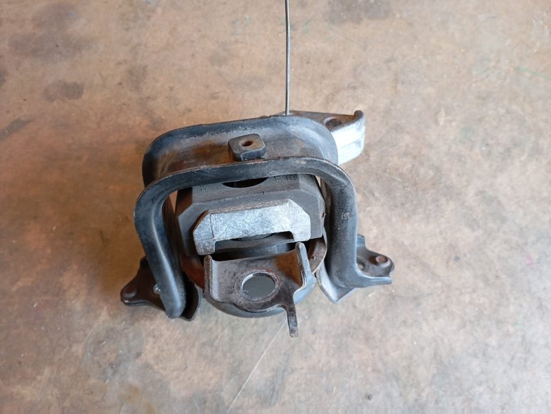 Подушка двигателя Toyota Vitz SCP10 1SZFE 2000 правая (б/у)