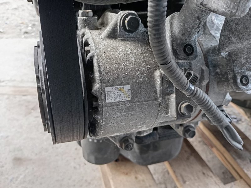 Компрессор кондиционера Toyota Ipsum ACM21 2AZFE 2005 (б/у)