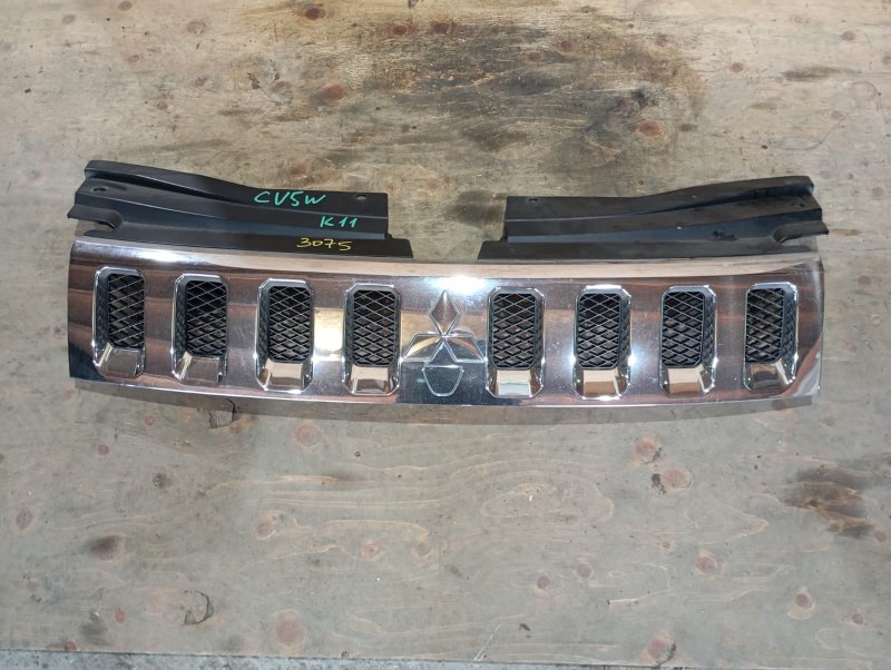 Решетка радиатора MITSUBISHI DELICA D5 CV5W 4B12 2010 (б/у)