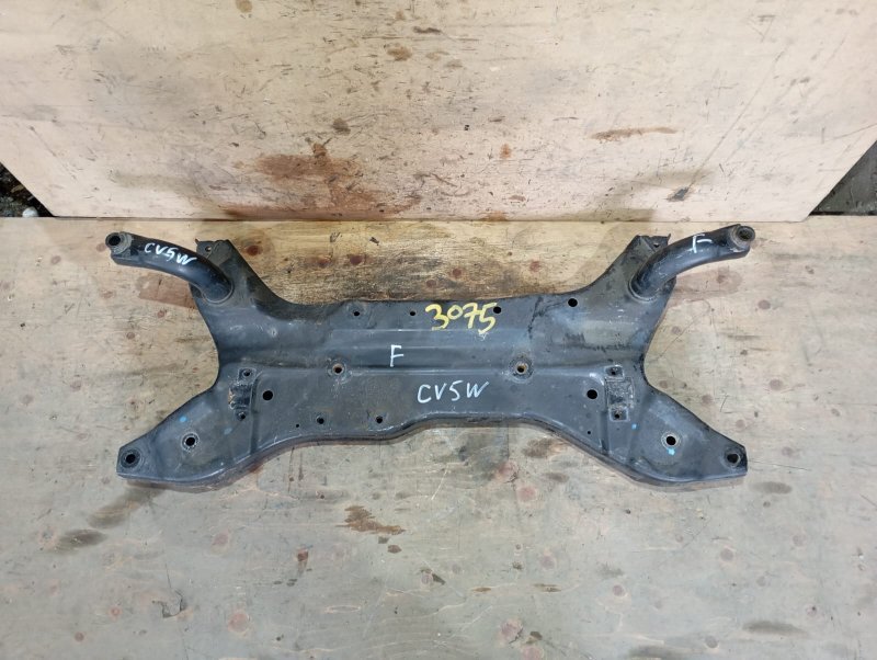 Балка подвески MITSUBISHI DELICA D5 CV5W 4B12 2010 передняя (б/у)