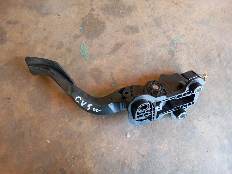 Педаль подачи топлива MITSUBISHI DELICA D5 CV5W 4B12 2010 (б/у)