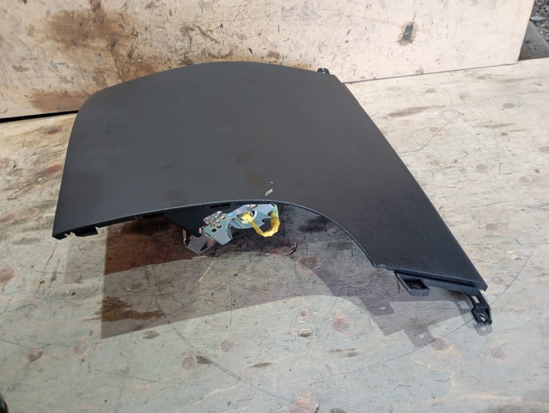 Airbag пассажирский Mitsubishi Delica D5 CV5W 4B12 2010 (б/у)