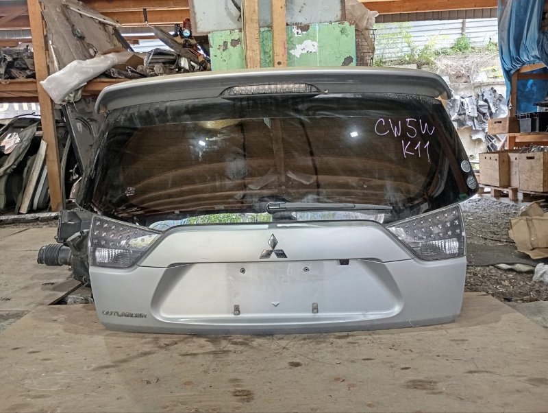 Дверь задняя Mitsubishi Outlander CW5W 4B12 2008 (б/у)