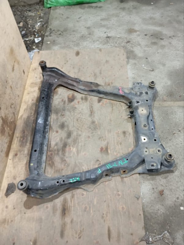 Балка подвески NISSAN X-TRAIL TNT31 QR25DE 2012 передняя (б/у)