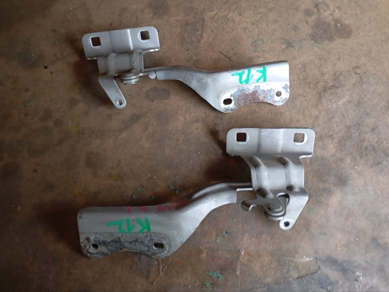 Петля капота Nissan X-Trail TNT31 QR25DE 2012 (б/у)