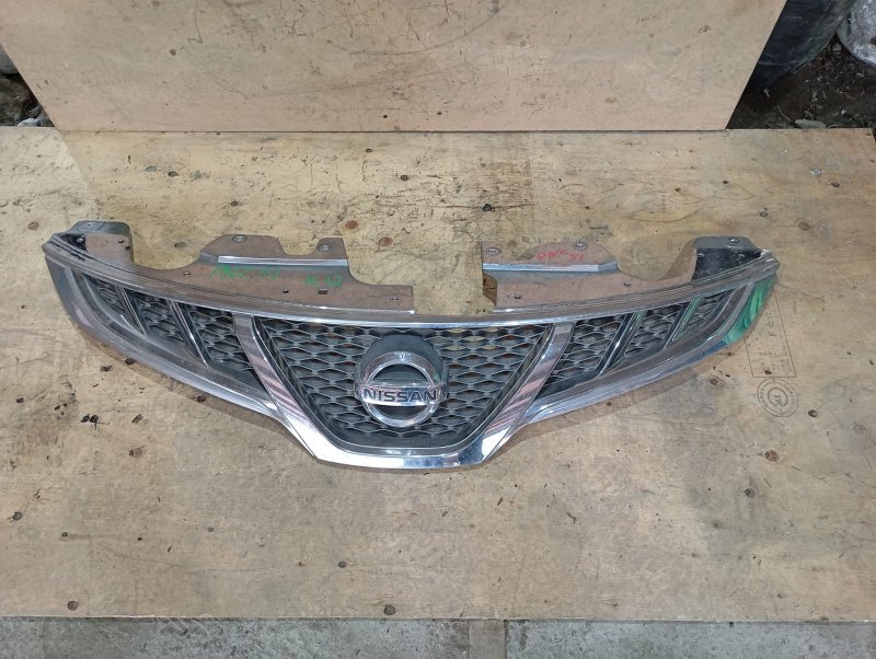 Решетка радиатора NISSAN MURANO PNZ51 VQ35DE 2012 (б/у)