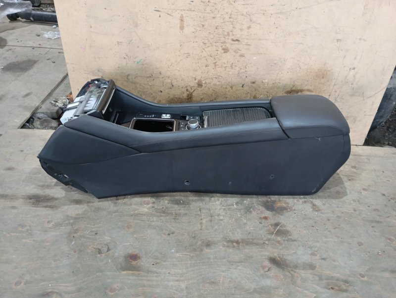 Подлокотник MAZDA ATENZA GJ5FW PYVPTS 2020 (б/у)