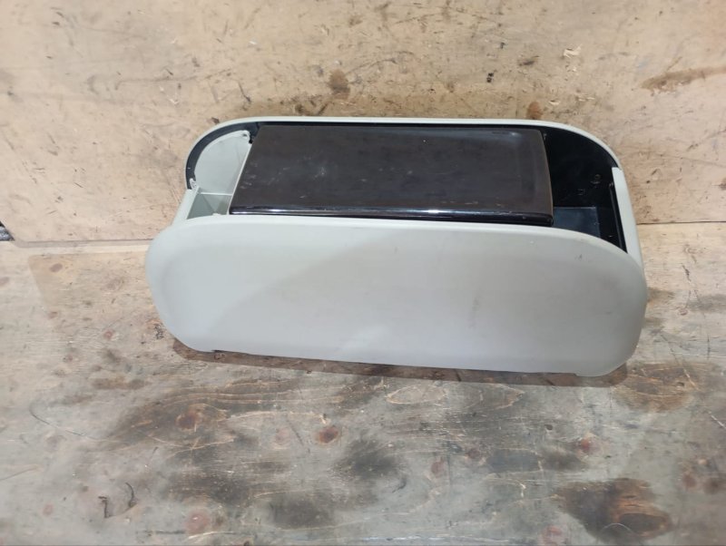 Бардачок между сиденьями TOYOTA ESTIMA GSR50 2GR-FE 2008 (б/у)