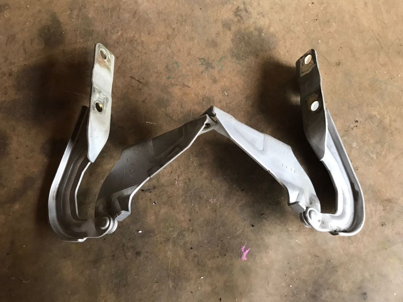 Петля капота MITSUBISHI RVR GA3W 4B10 2012 (б/у)