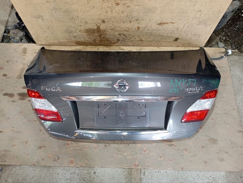 Крышка багажника NISSAN FUGA KNY51 VQ37-VHR 2011 (б/у)