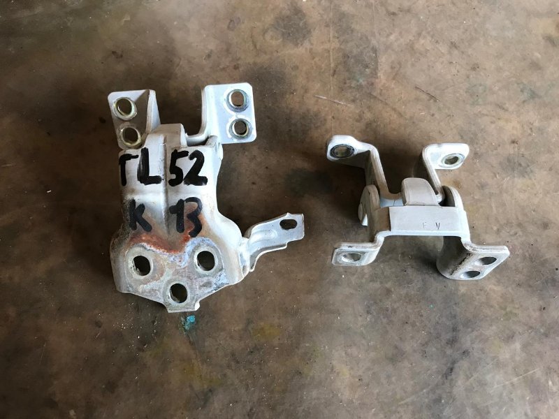 Петля 5-двери SUZUKI ESCUDO TL52W J20A 2001 (б/у)