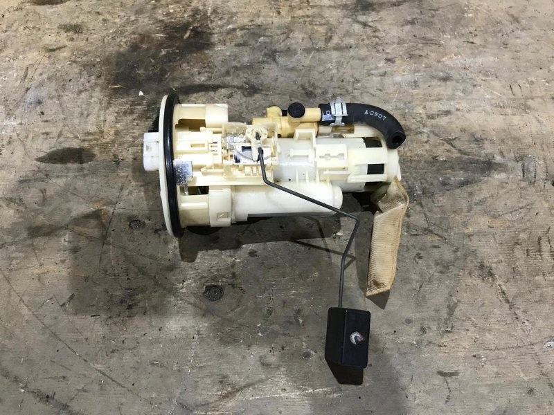Топливный насос TOYOTA PROGRES JCG11 2JZ-GE 2000 (б/у)