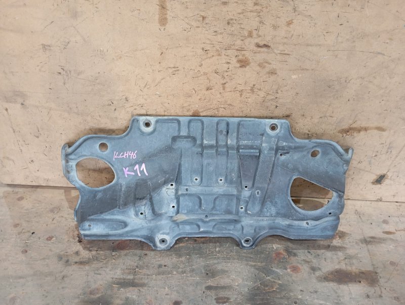 Защита двигателя TOYOTA REGIUS KCH46 1KZ-TE 2000 (б/у)