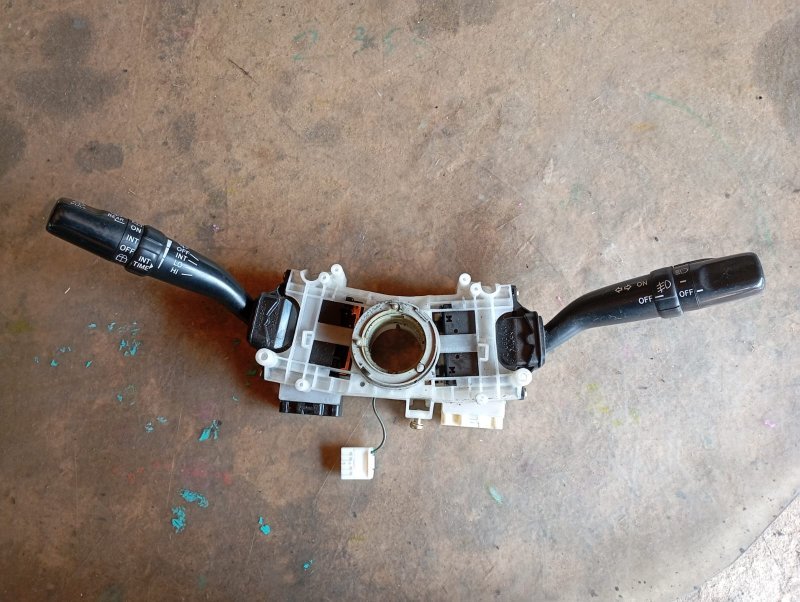 Блок подрулевых переключателей TOYOTA REGIUS KCH46 1KZ-TE 2000 (б/у)