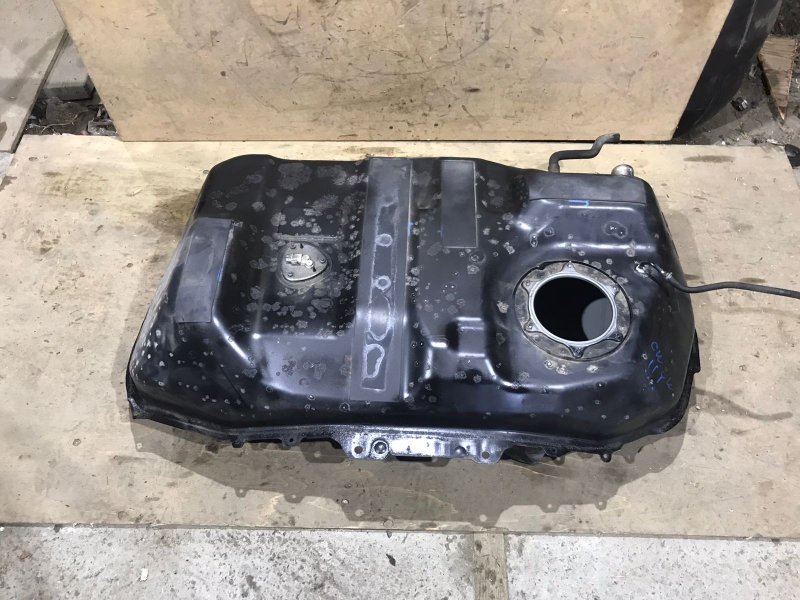Топливный бак MITSUBISHI OUTLANDER CW6W 6B31 2008 (б/у)