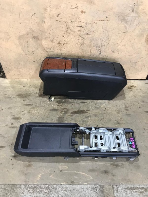 Бардачок между сиденьями TOYOTA HARRIER GSU35 2GR-FE 2008 (б/у)