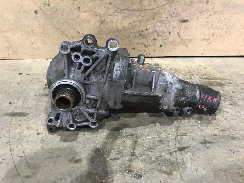 Раздаточная коробка MITSUBISHI OUTLANDER CW6W 6B31 2008 (б/у)